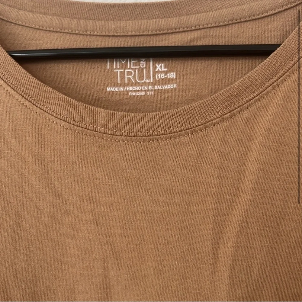 Tan T-Shirt with Pocket - XL - Picture 2 of 5